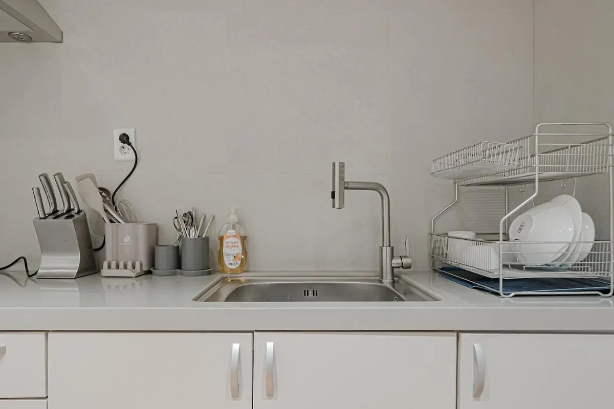 Semesterbostad 301 Apgujeong 2Nd, Studio 1 Bath Queen Bed Seoul Sydkorea